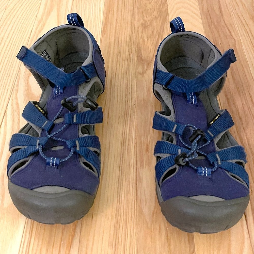 Keen Big Kids Seacamp Closed Heel Waterproof Sandals - 39